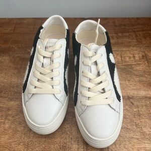 NIB/ Soludos Women's Yin Yang Sneakers / SIZE 5